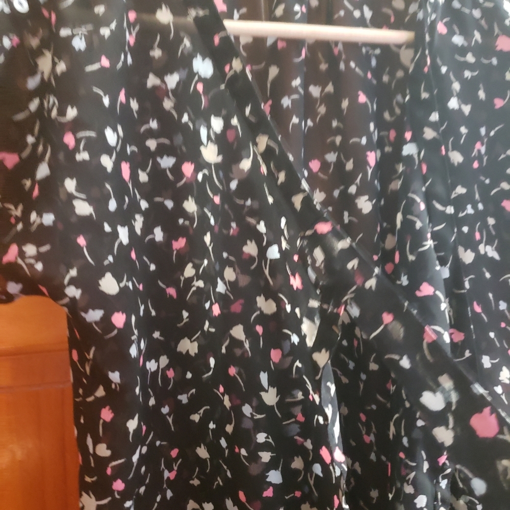 Women's blouse 100% polyester